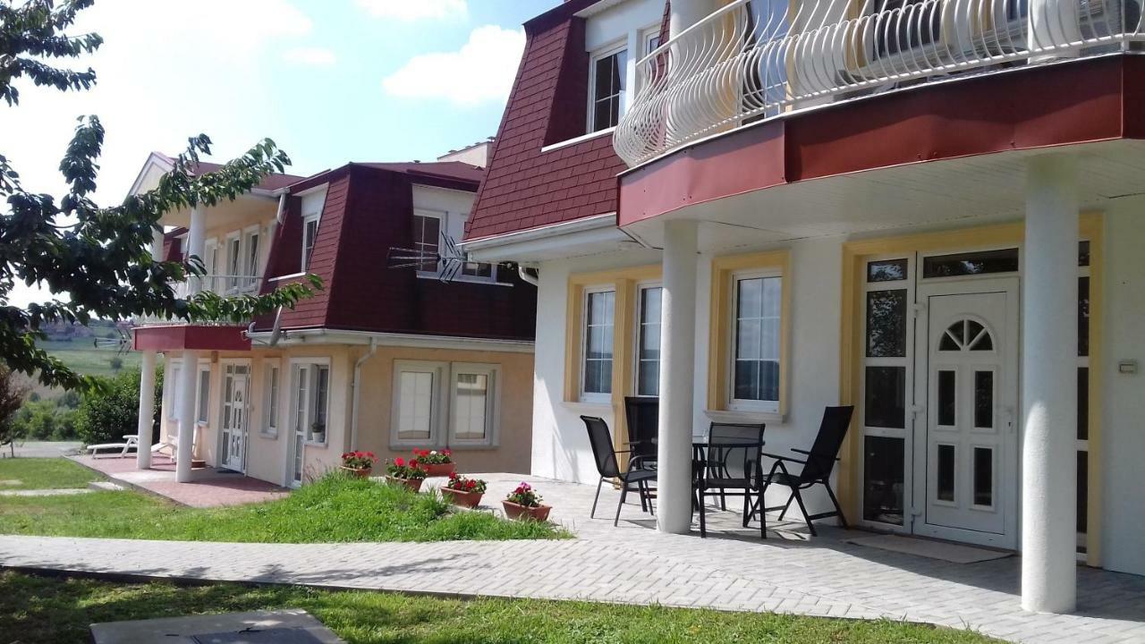Benelise Apartman Héviz Zewnętrze zdjęcie