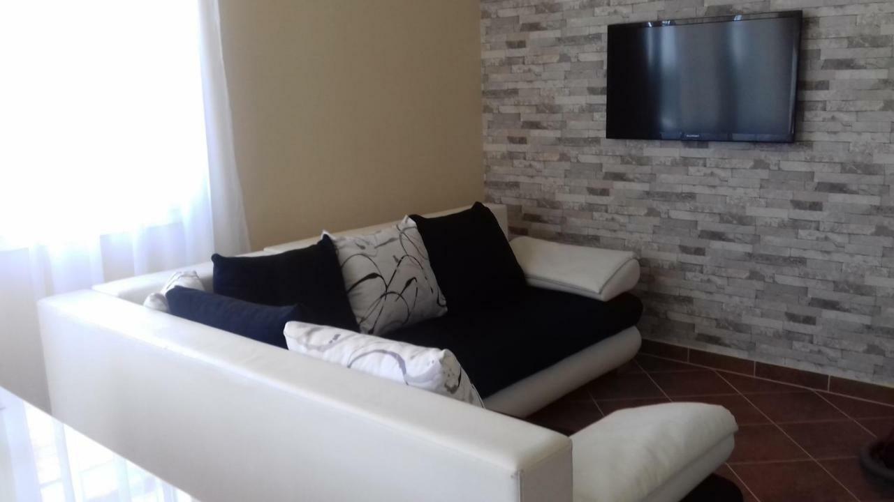 Benelise Apartman Héviz Zewnętrze zdjęcie